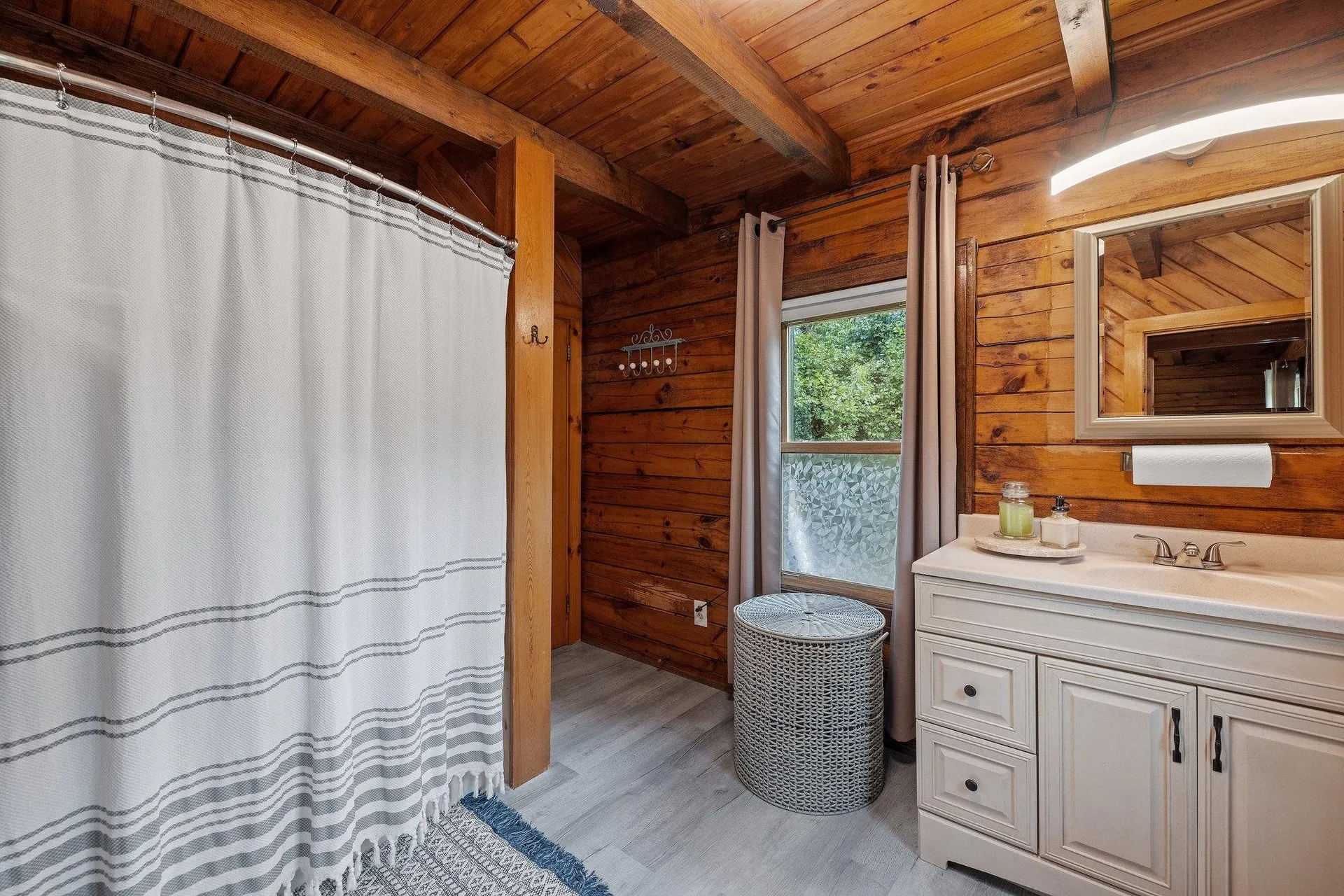 559 Hill Road Franklin NH 03235
