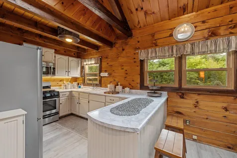 559 Hill Road Franklin NH 03235