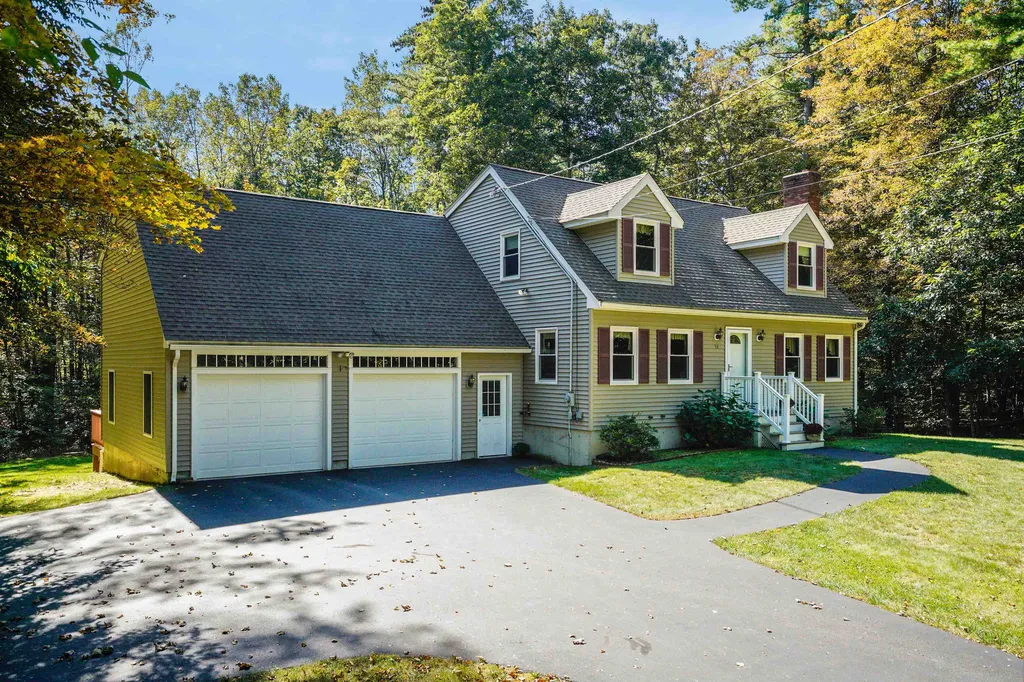 58 Long Pond Road Danville NH 03819