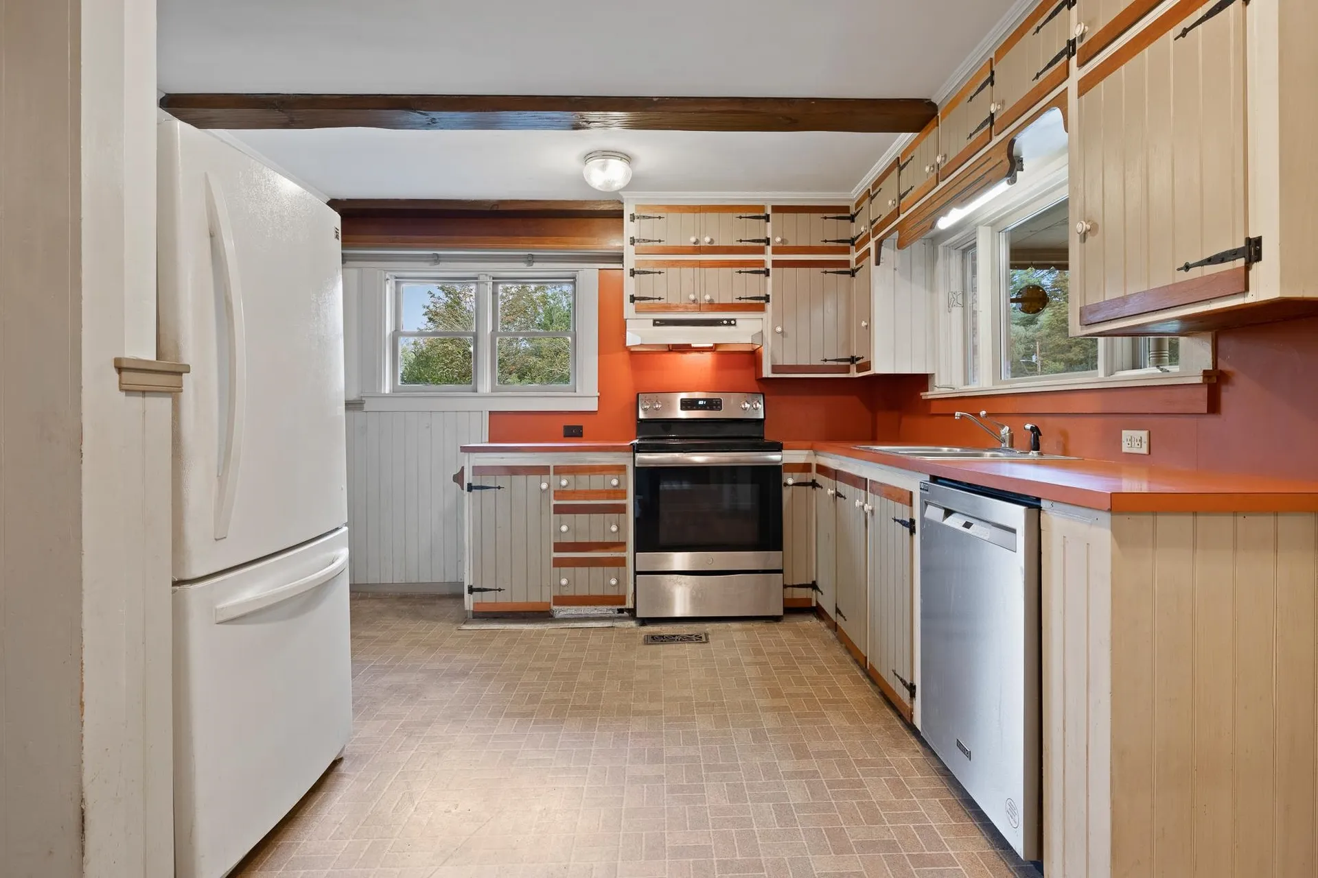 2 Durphy Road Hartland VT 05048