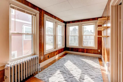 6 Courtland Street Nashua NH 03064