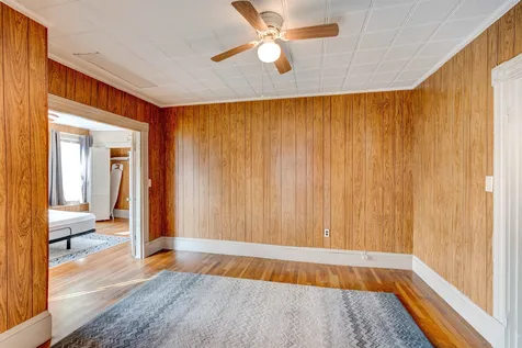 6 Courtland Street Nashua NH 03064