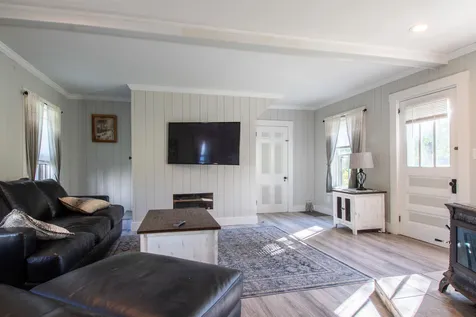 171 S Hill Road New Boston NH 03070