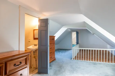 171 S Hill Road New Boston NH 03070