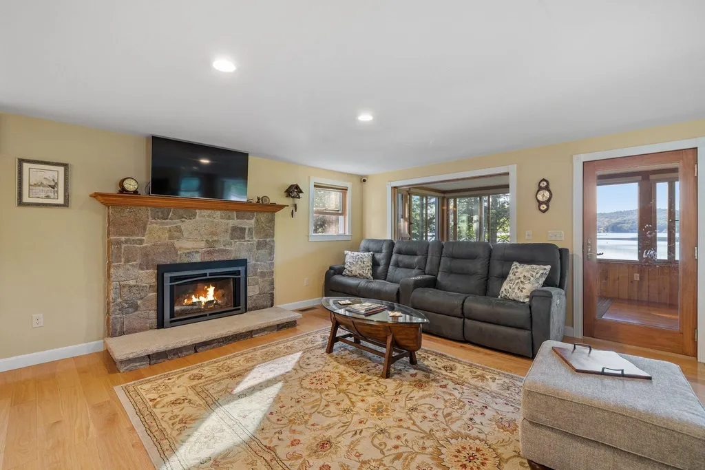 100 Pine Colony Road Franklin NH 03235