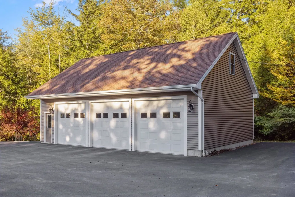 100 Pine Colony Road Franklin NH 03235