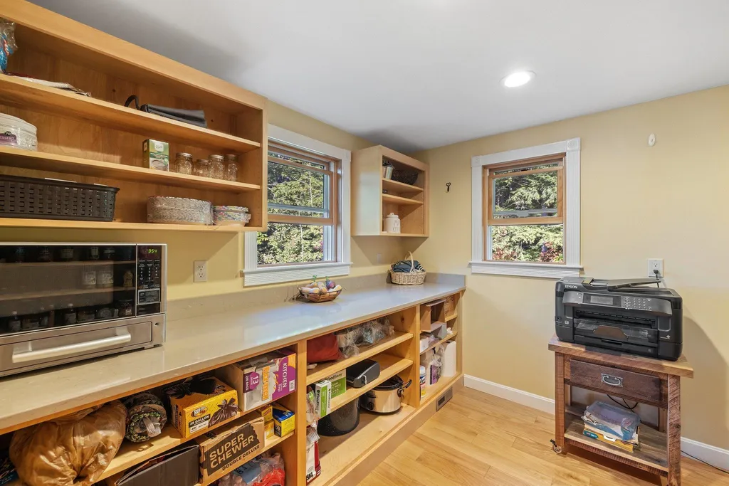 100 Pine Colony Road Franklin NH 03235