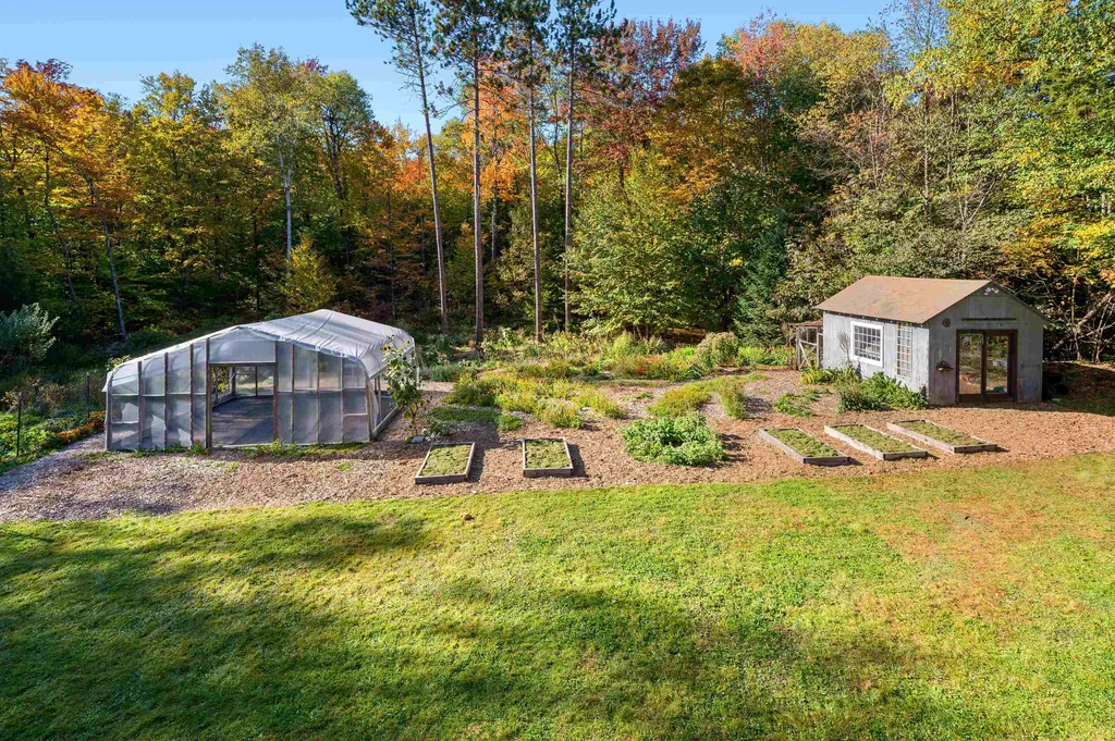 25 Wilder Road Worcester VT 05682