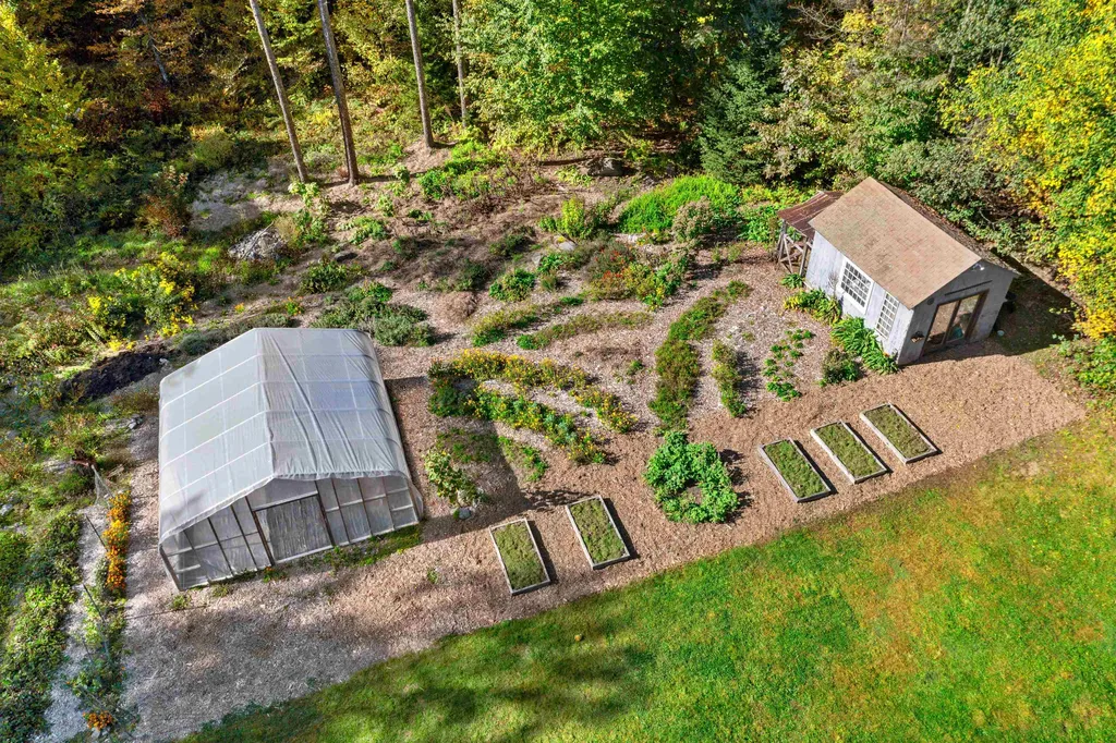 25 Wilder Road Worcester VT 05682