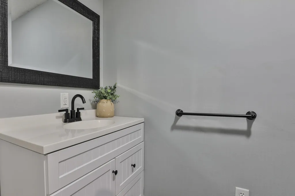 13 Briar Ridge Road Milton NH 03851