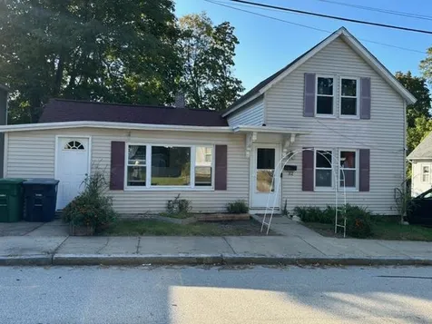 32 Norton Street Nashua NH 03064