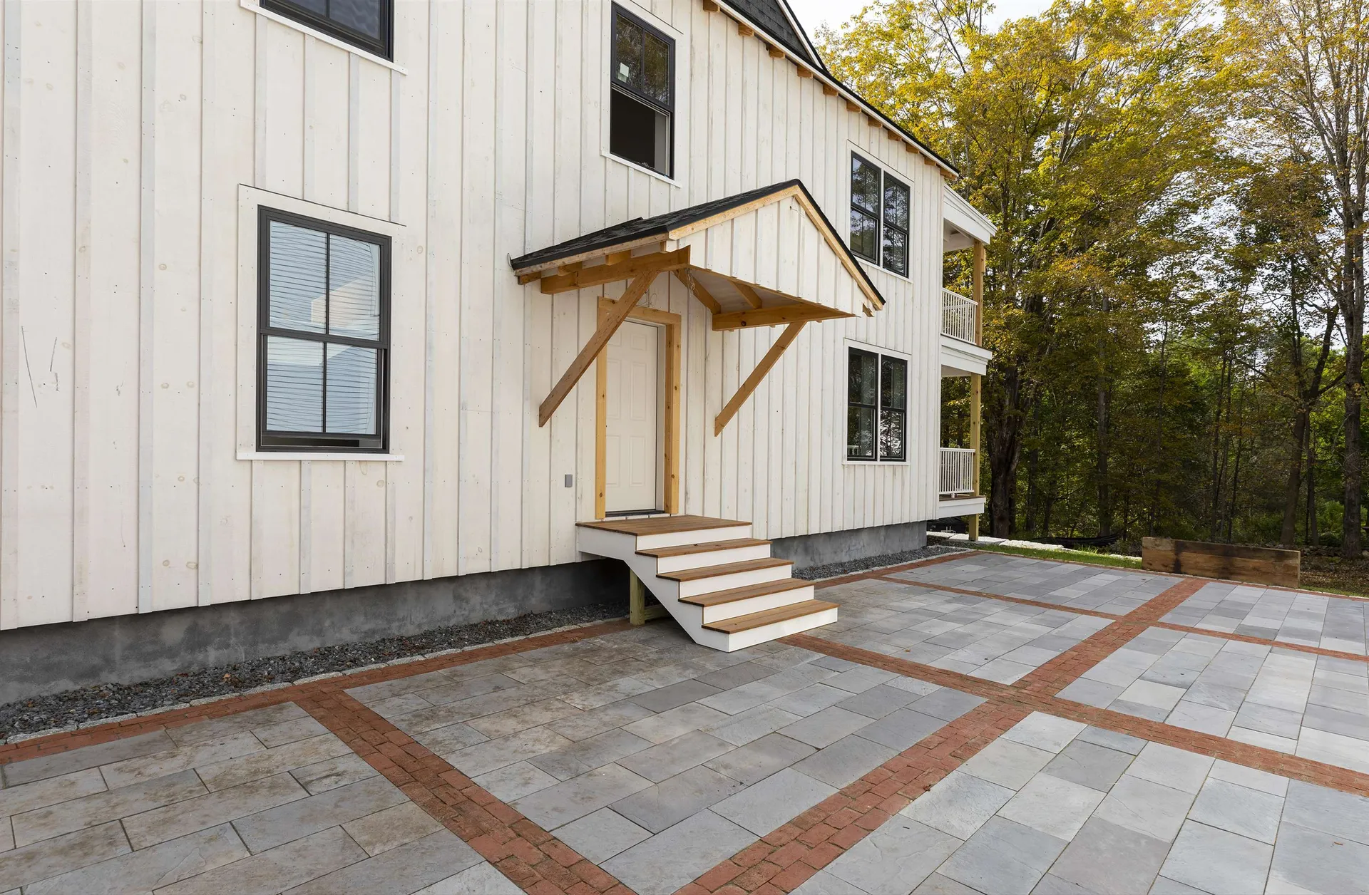 14 On The Common Lyme NH 03768