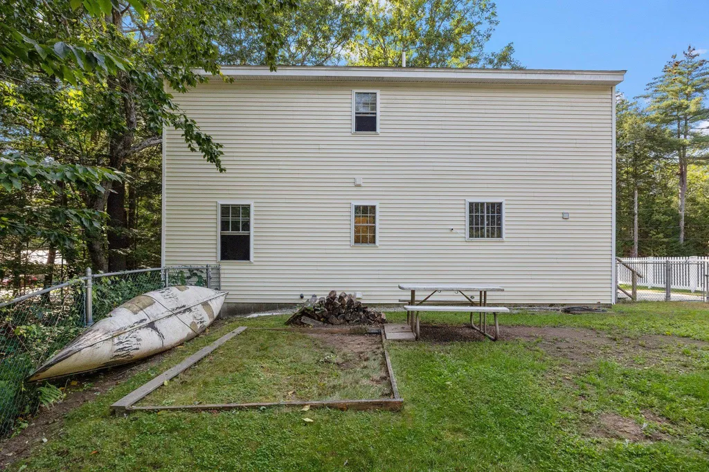 94 Centennial Drive Webster NH 03303