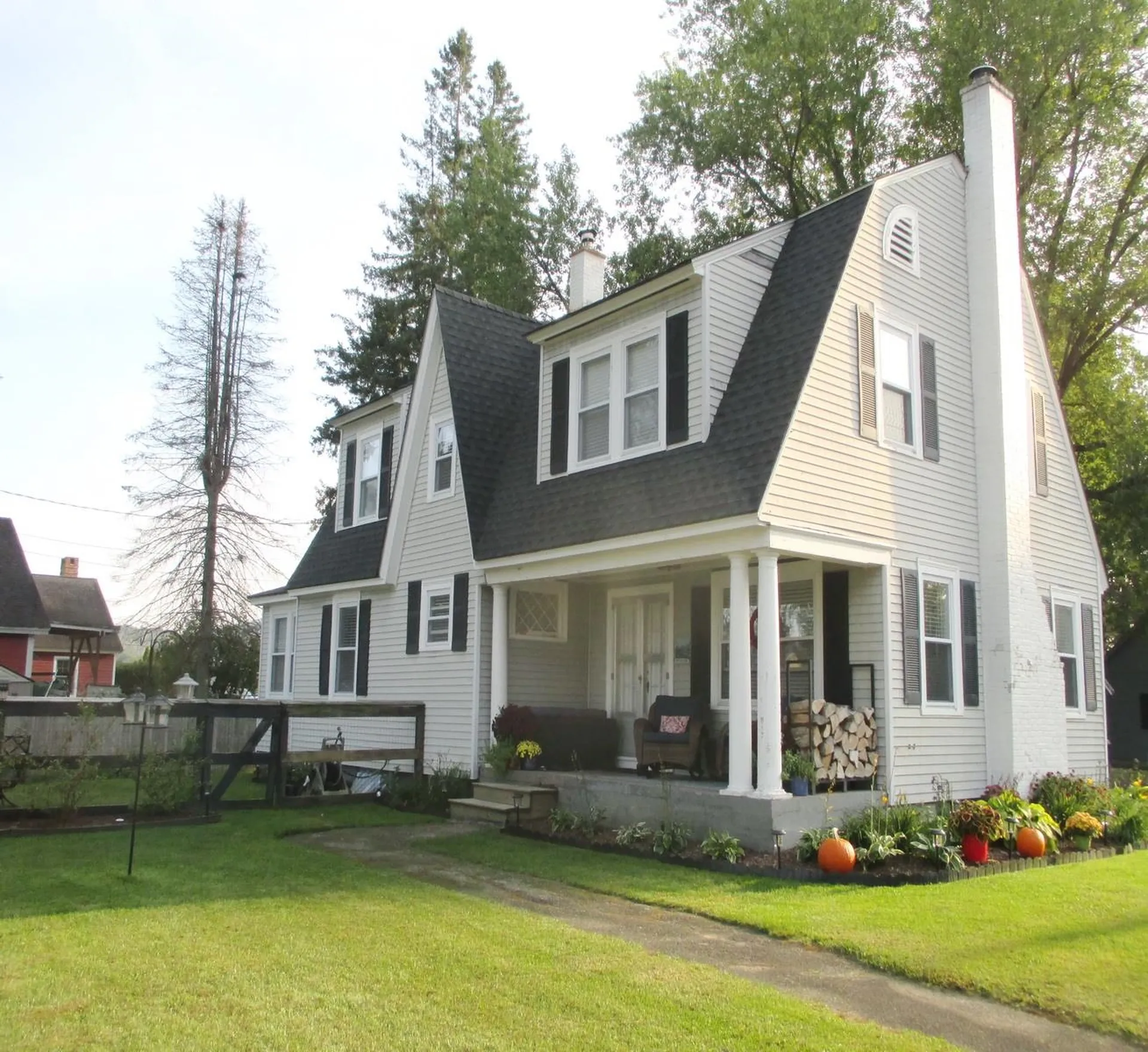 12 Grove Street Lancaster NH 03584