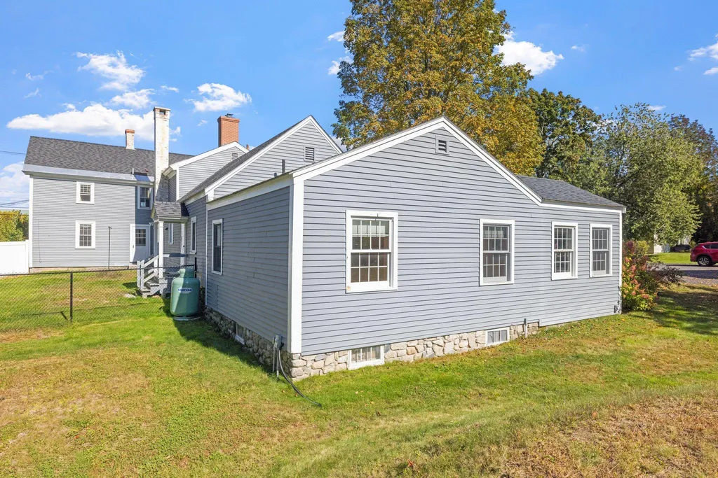 397 S. Main Street Wolfeboro NH 03894
