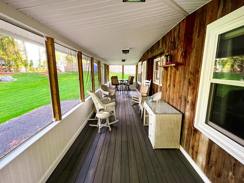 785 Holiday Point Road North Hero VT 05474
