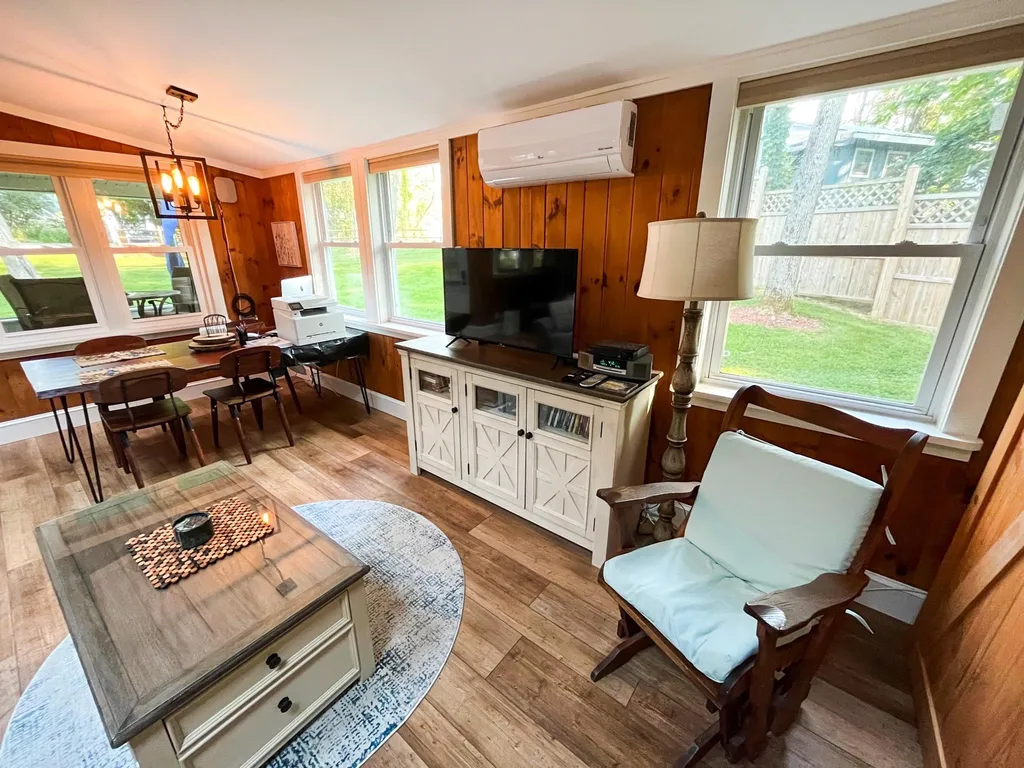 785 Holiday Point Road North Hero VT 05474