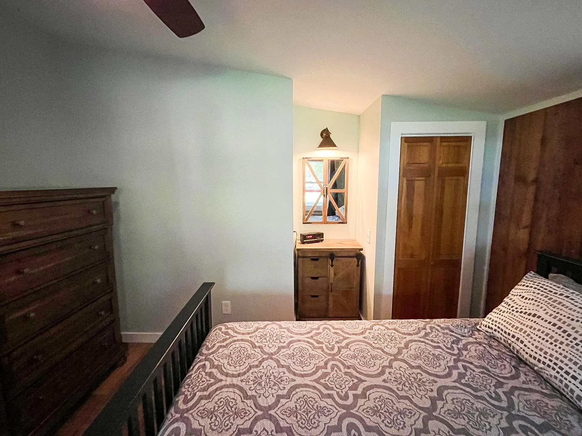 785 Holiday Point Road North Hero VT 05474