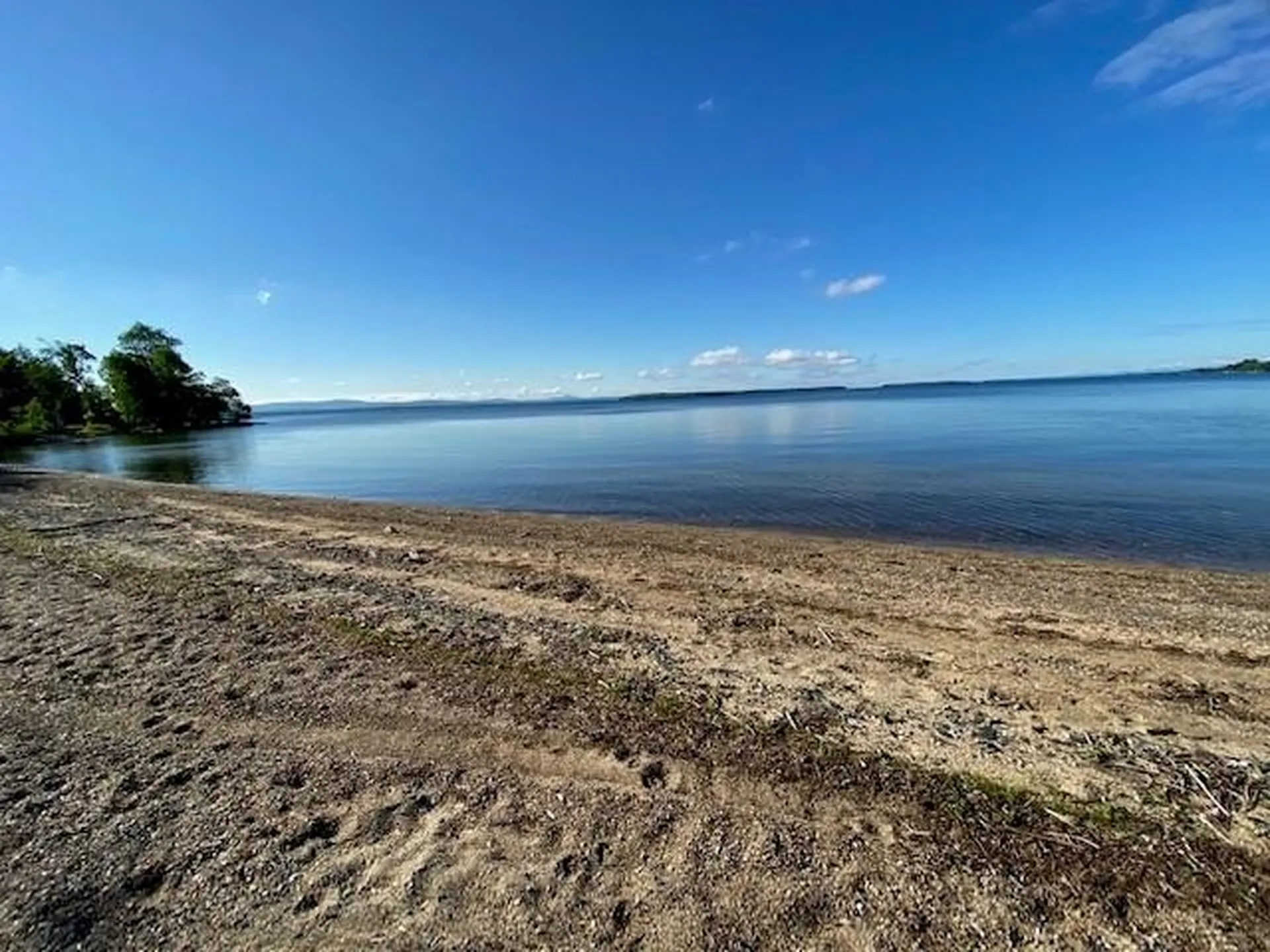 785 Holiday Point Road North Hero VT 05474