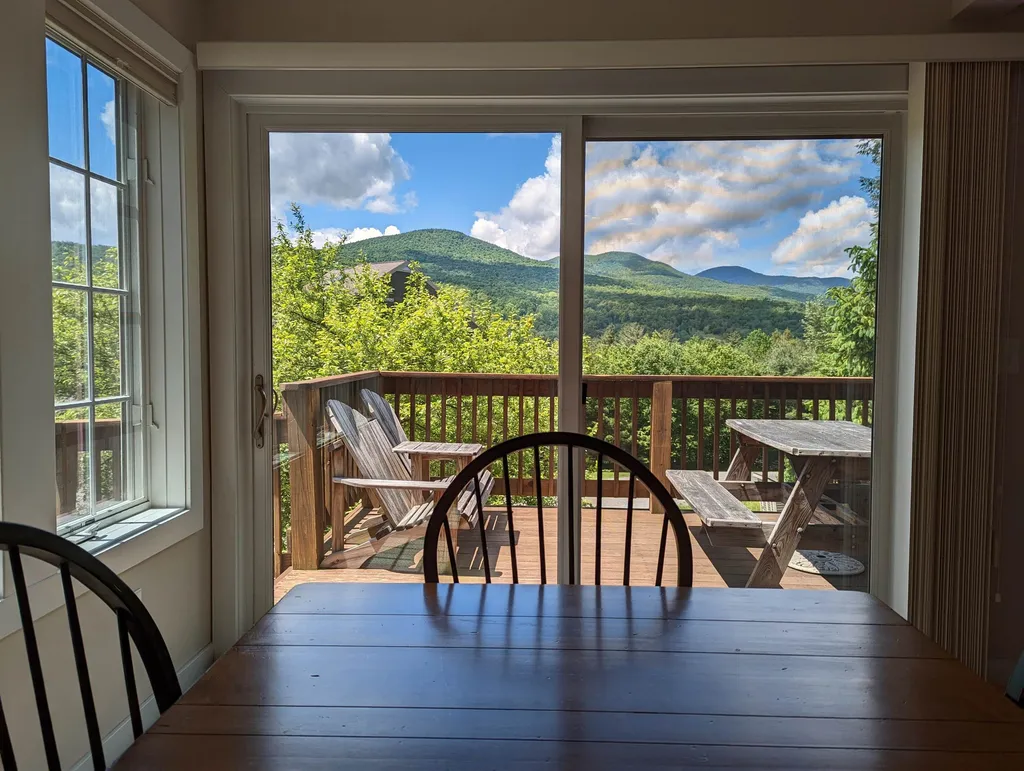 654a Topnotch Drive Stowe VT 05672