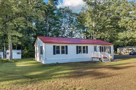 2 Dawn Drive Concord NH 03303