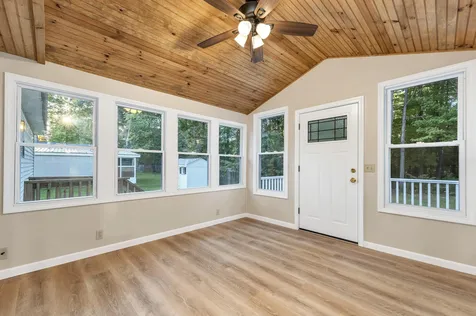 2 Dawn Drive Concord NH 03303