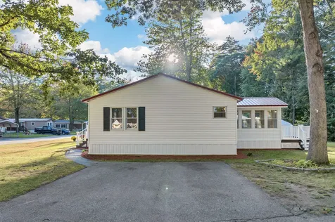 2 Dawn Drive Concord NH 03303