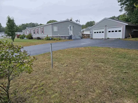 38 Hillview Circle Charlestown NH 03603