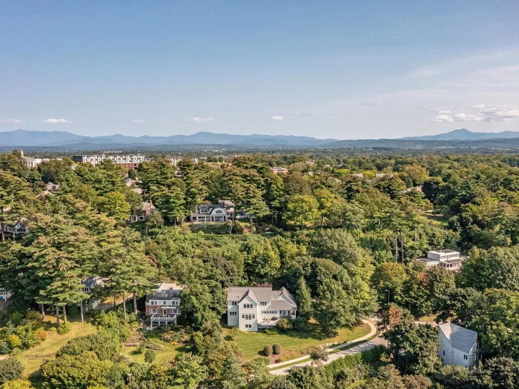 58 Deforest Road Burlington VT 05401