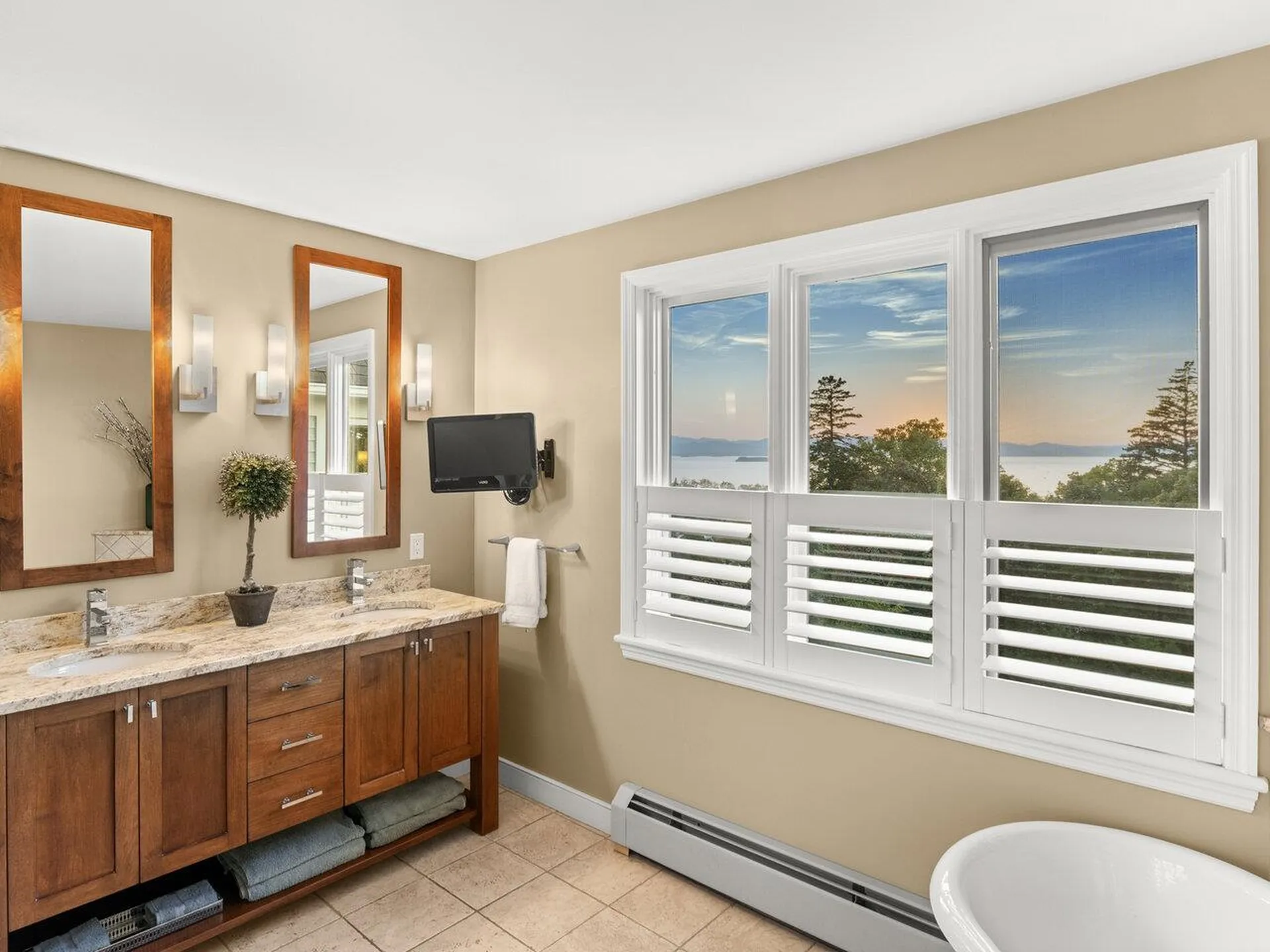 58 Deforest Road Burlington VT 05401