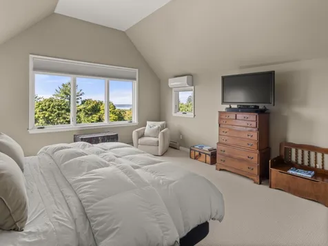 58 Deforest Road Burlington VT 05401