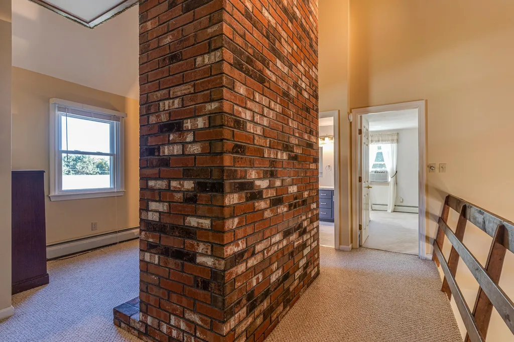 8 Hillcrest Drive Dover NH 03820