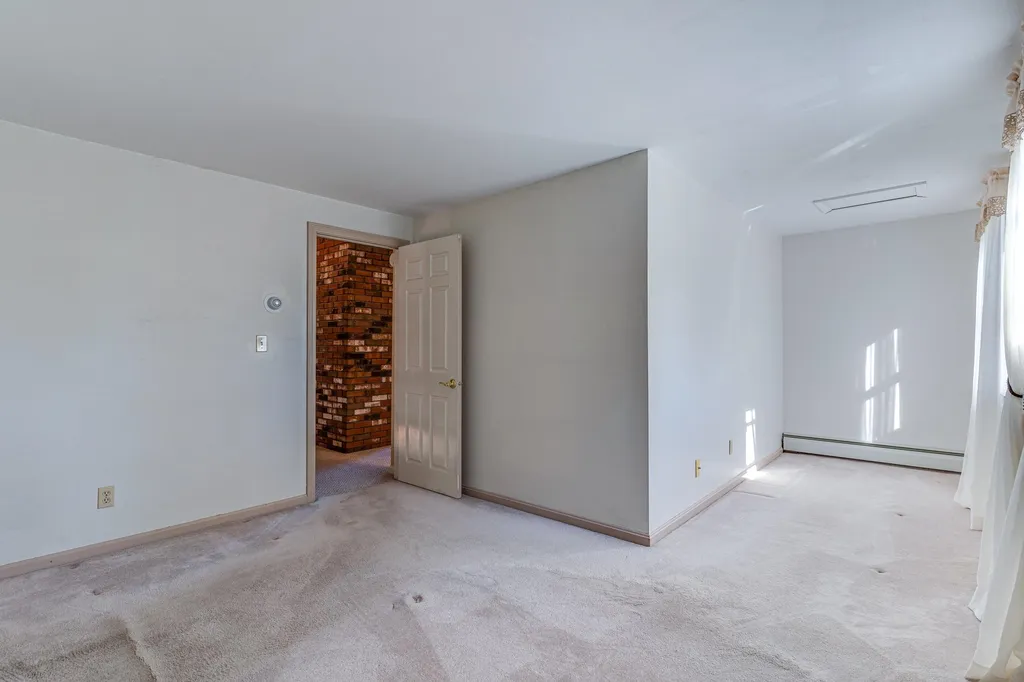 8 Hillcrest Drive Dover NH 03820