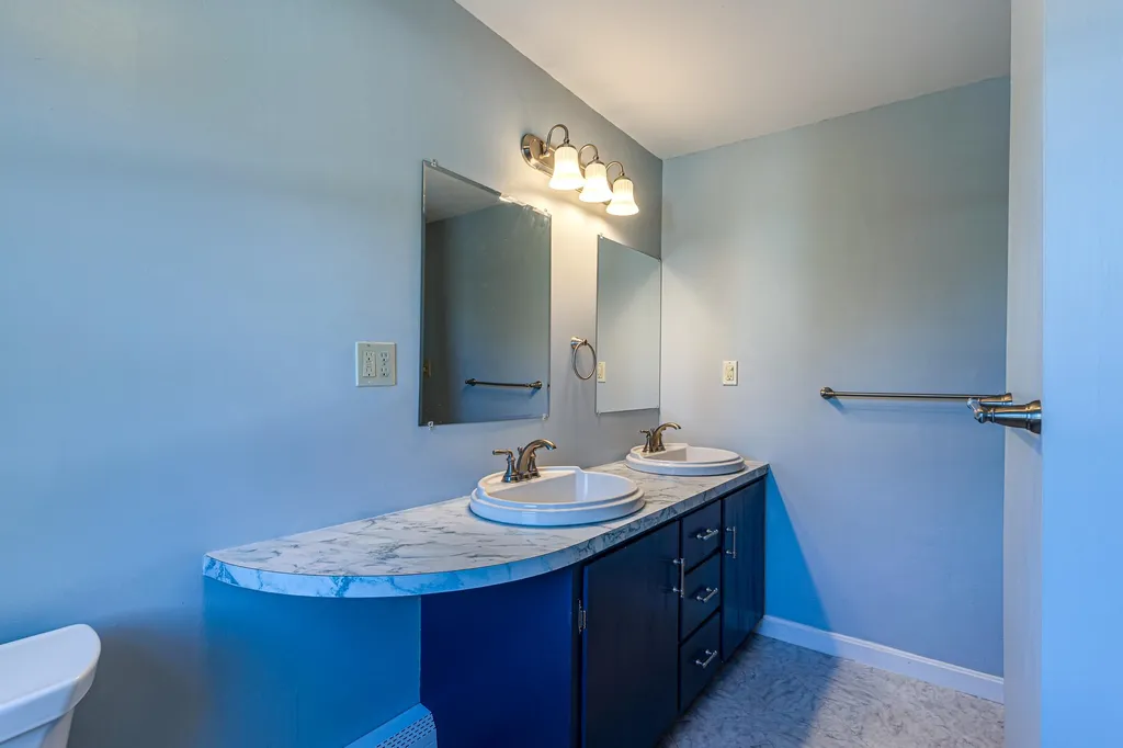 8 Hillcrest Drive Dover NH 03820