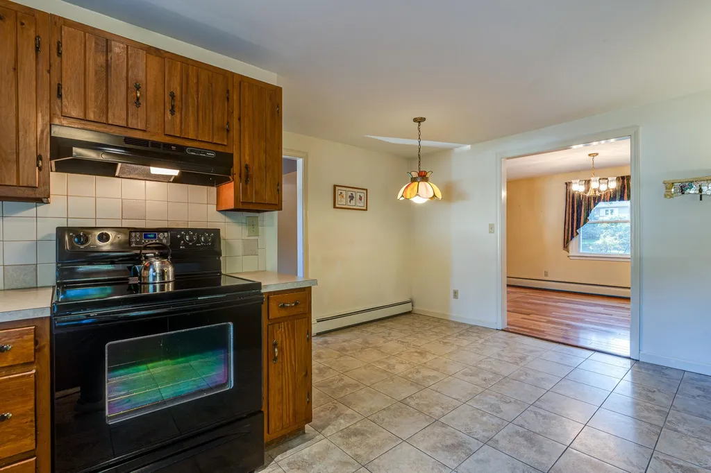 8 Hillcrest Drive Dover NH 03820