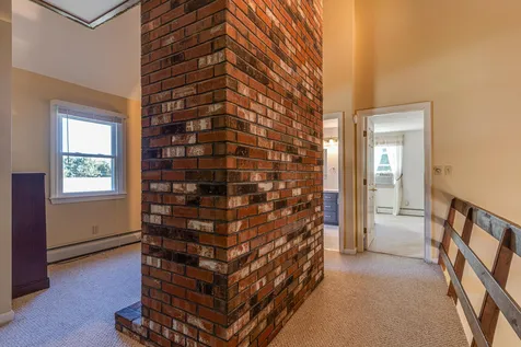 8 Hillcrest Drive Dover NH 03820