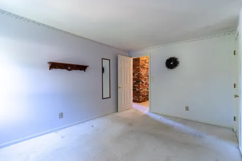 8 Hillcrest Drive Dover NH 03820