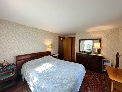 27 Verdun Avenue Portsmouth NH 03801