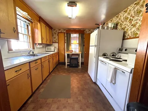27 Verdun Avenue Portsmouth NH 03801