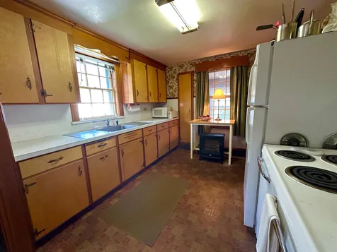 27 Verdun Avenue Portsmouth NH 03801