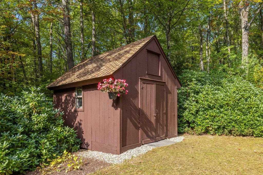 461 Shaker Road Concord NH 03301