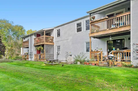 81 The Commons Moretown VT 05660