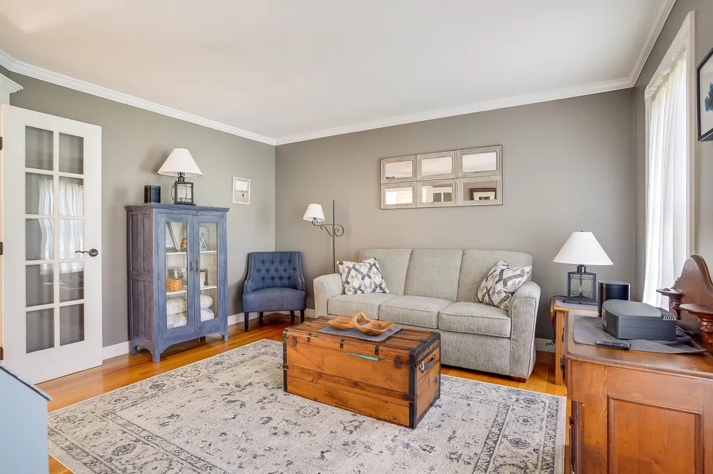 289 Meadow Fox Lane Chester NH 03036