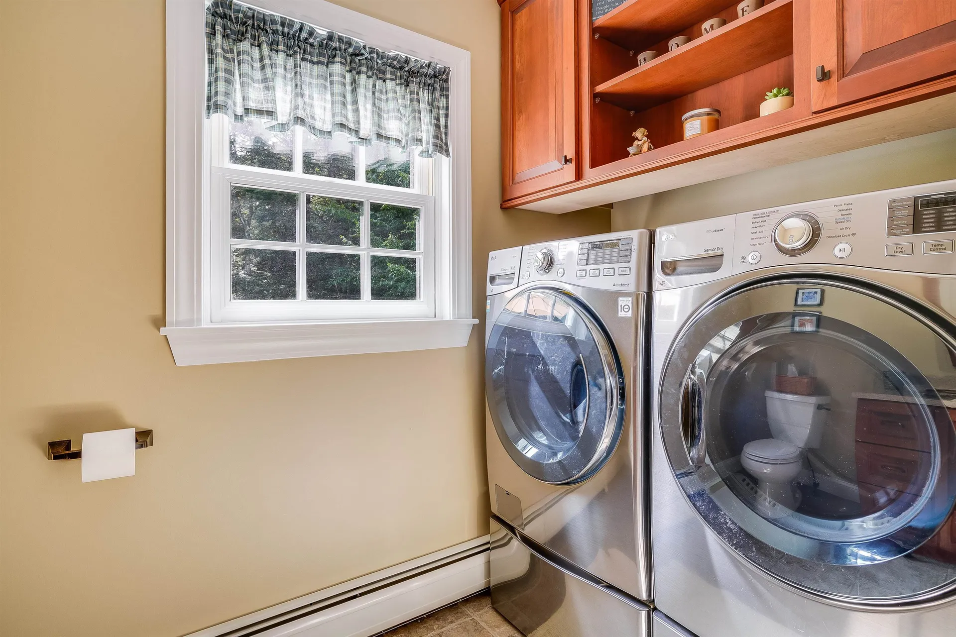 289 Meadow Fox Lane Chester NH 03036