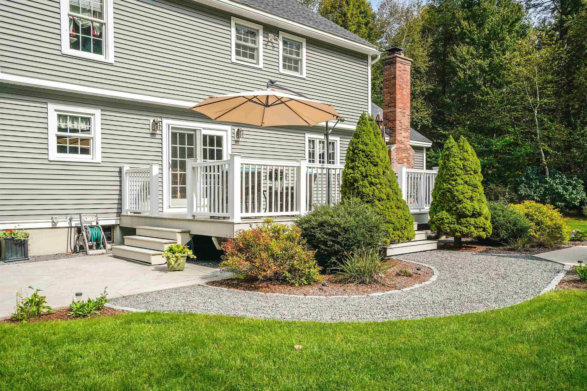 289 Meadow Fox Lane Chester NH 03036