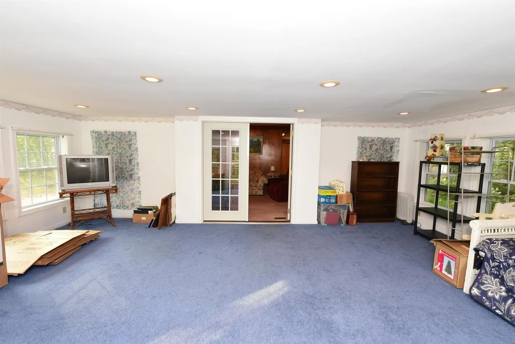 1454 Passaconaway Road Albany NH 03818