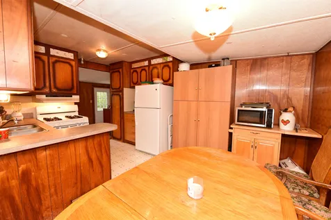 1454 Passaconaway Road Albany NH 03818