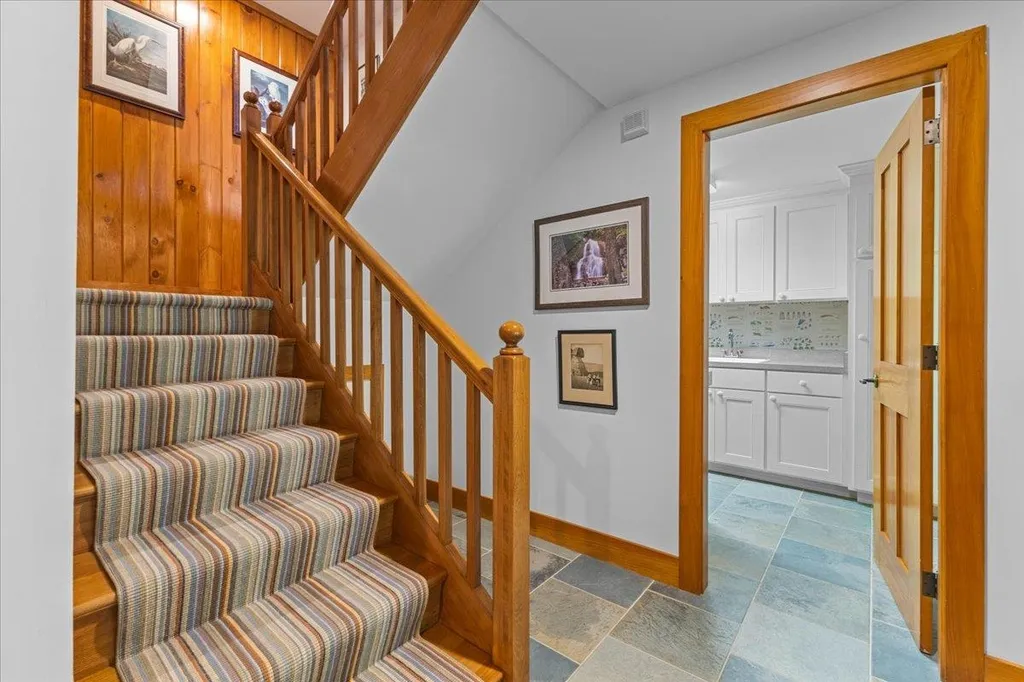 13 Meadow Lane Warren VT 05674