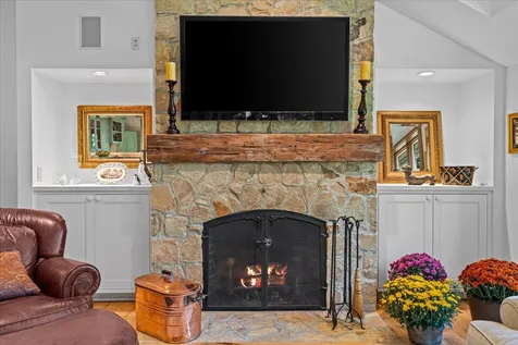 13 Meadow Lane Warren VT 05674