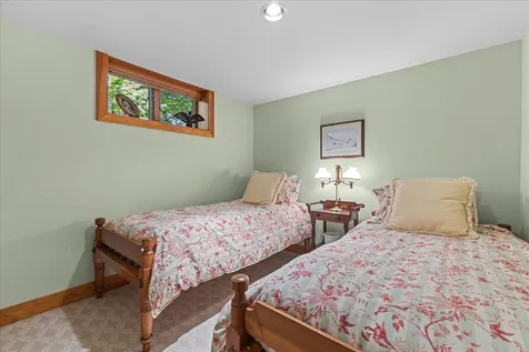 13 Meadow Lane Warren VT 05674